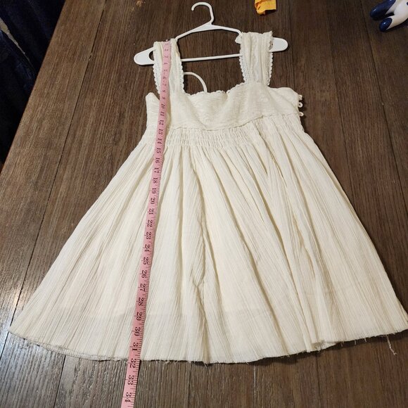 Free People Heartland mini dress NWT White Small missing one lace - Picture 2 of 15